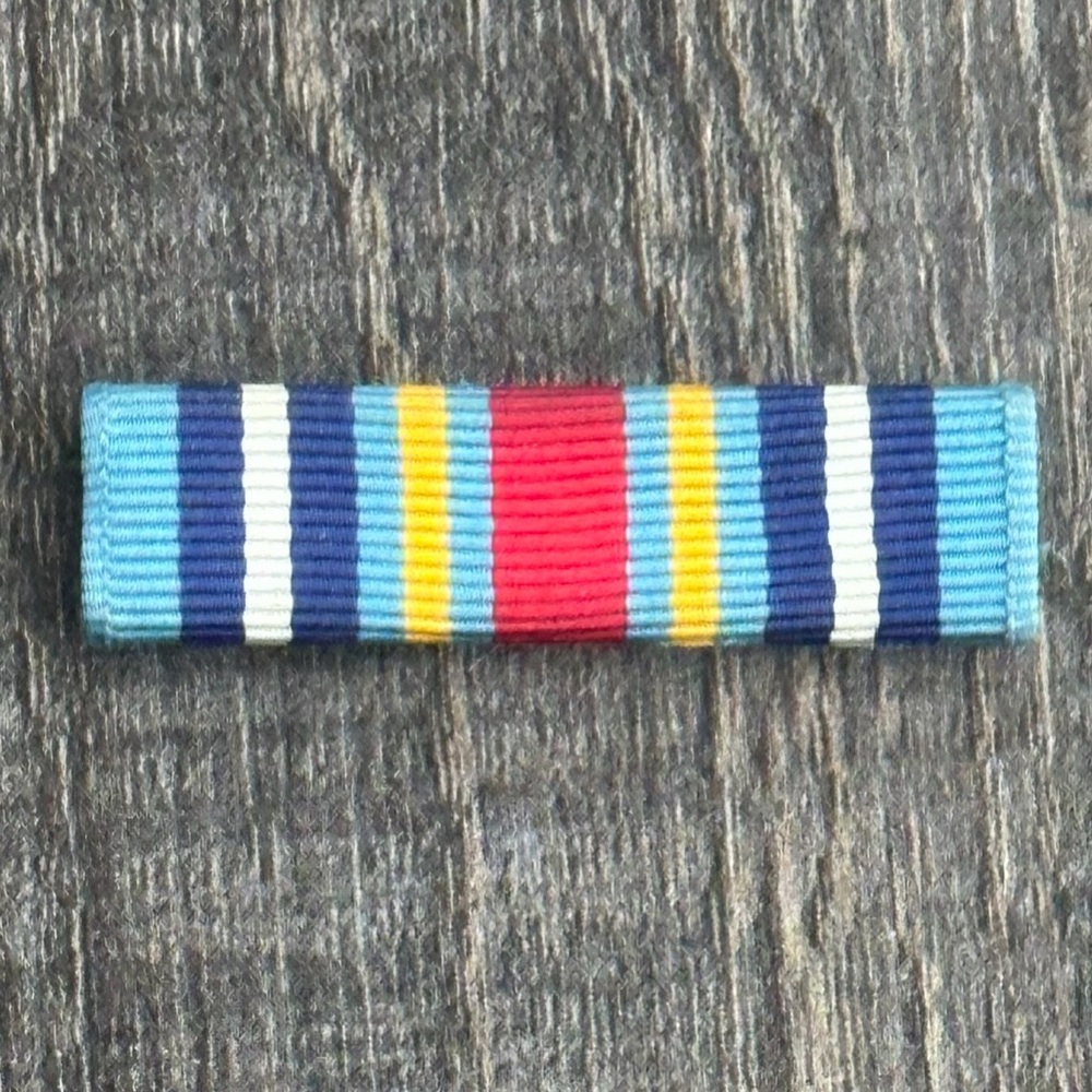 💞 US Military Global War on Terrorism Expeditionary Medal Ribbon